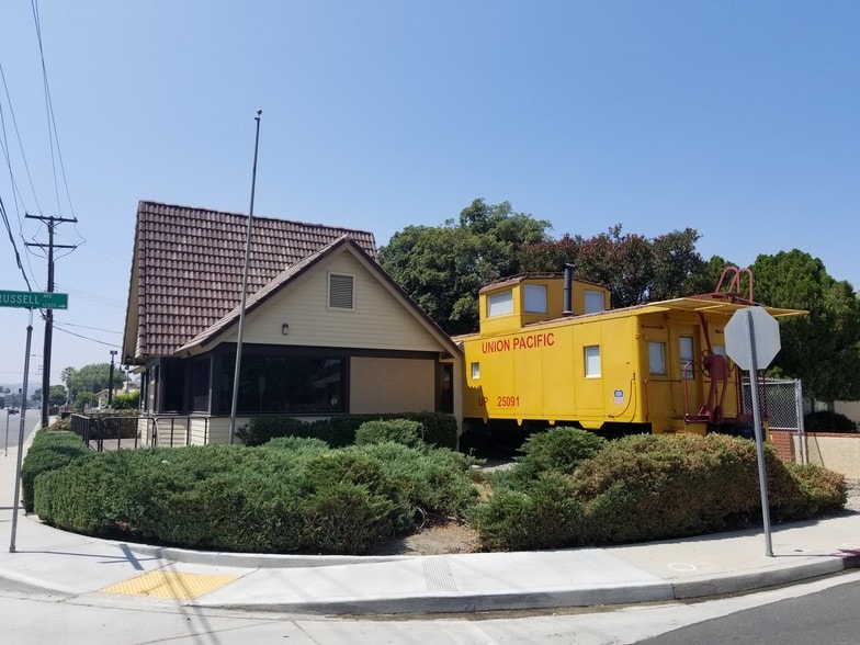 More Photos Of 4790 Riverside Dr, Chino Office For Lease