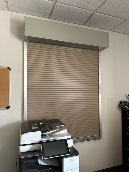 More Photos Of 4668 E Weathermaker Ave, Fresno Industrial For Sale