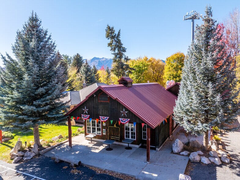 More Photos Of 235 S 7400 E, Huntsville Restaurant For Sale