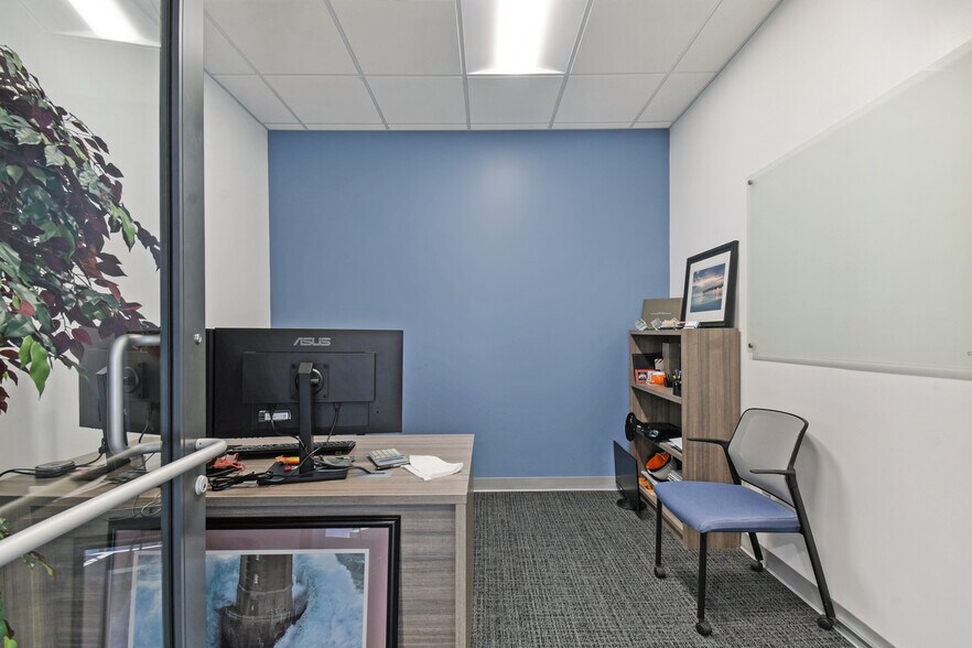 More Photos Of 10393 Fortune Pky, Jacksonville Office For Sale