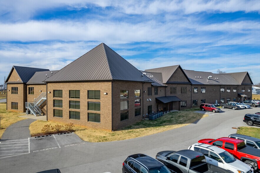 More Photos Of 6318 Taz Ct, Bowling Green Office For Lease