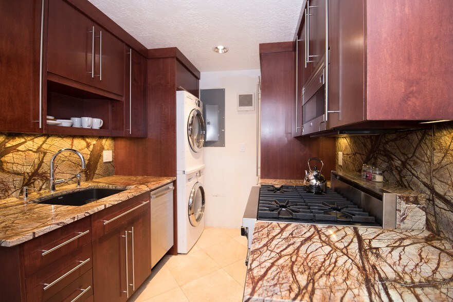 More Photos Of 3840 W 5400 S, Taylorsville Warehouse For Sale