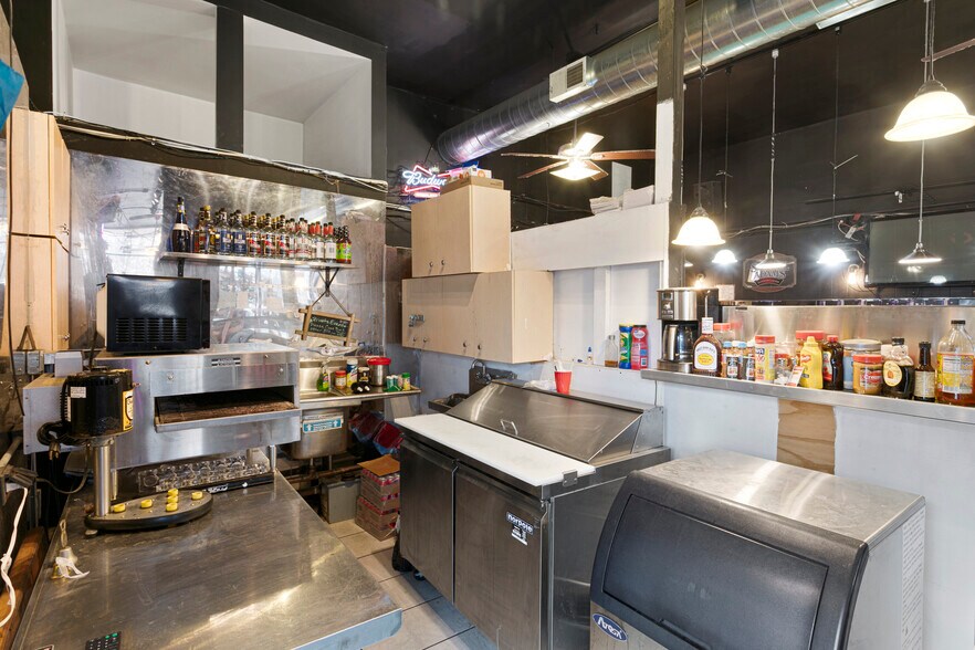 More Photos Of 3018-3022 W North Ave, Chicago Apartments For Sale