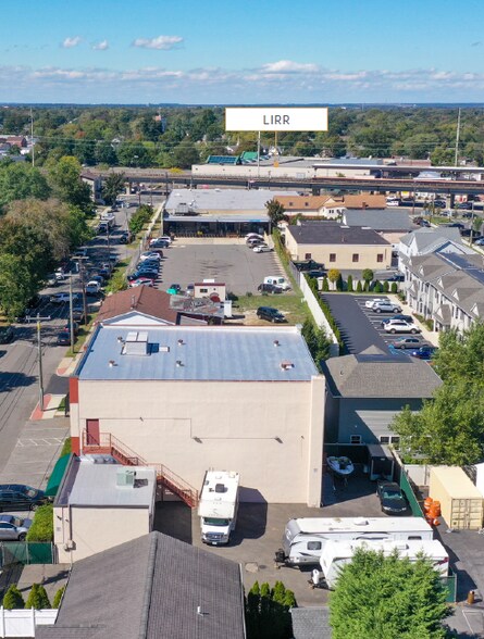 More Photos Of 180 S Travis St, Lindenhurst Self Storage For Sale