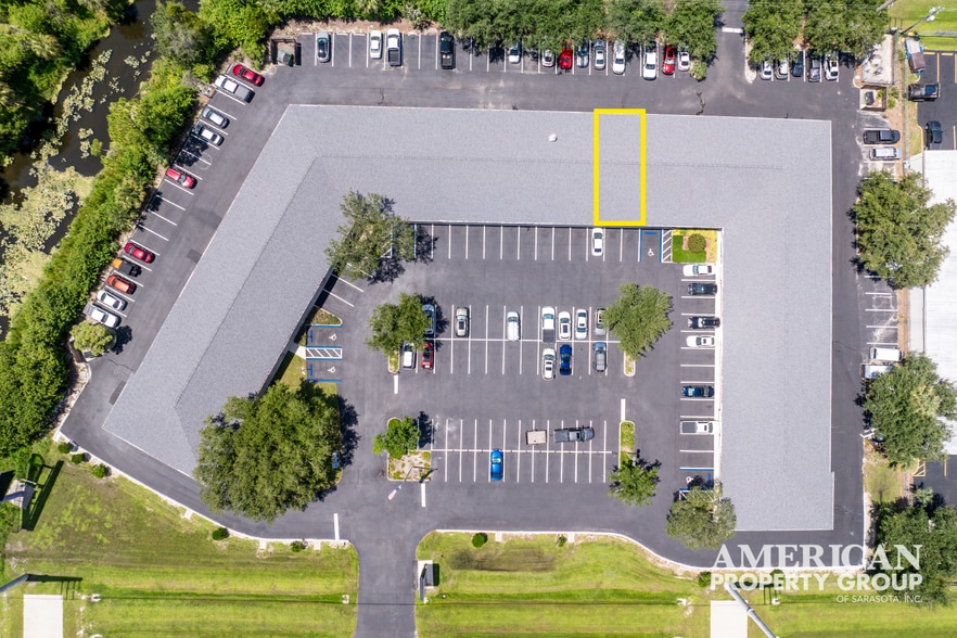 More Photos Of 20020 Veterans Blvd, Port Charlotte Office For Sale