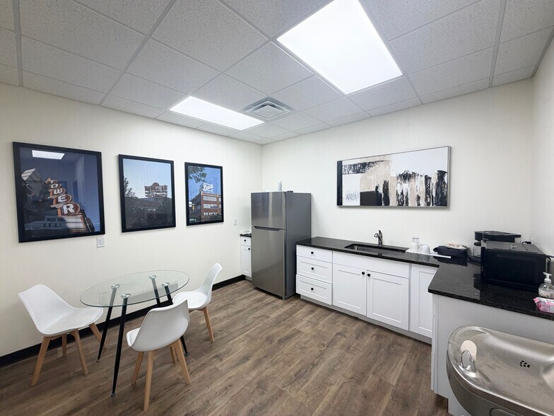 More Photos Of 113 NE 36th St, Oklahoma City Industrial For Lease