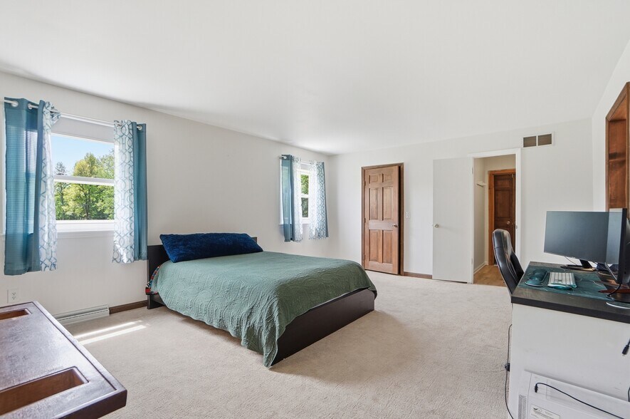 More Photos Of 2996 Millville Shandon Rd, Hamilton Specialty For Sale