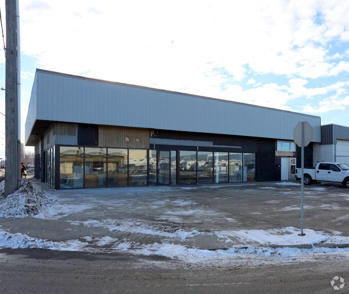 Primary Photo Of 15611 112 Av NW, Edmonton Showroom For Sale