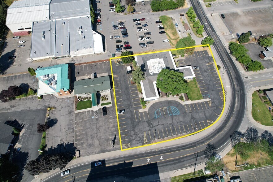 More Photos Of 920 W Ironwood Dr, Coeur d'Alene Medical For Lease