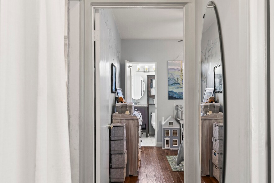 More Photos Of 906 E Commonwealth Ave, Fullerton Storefront For Sale