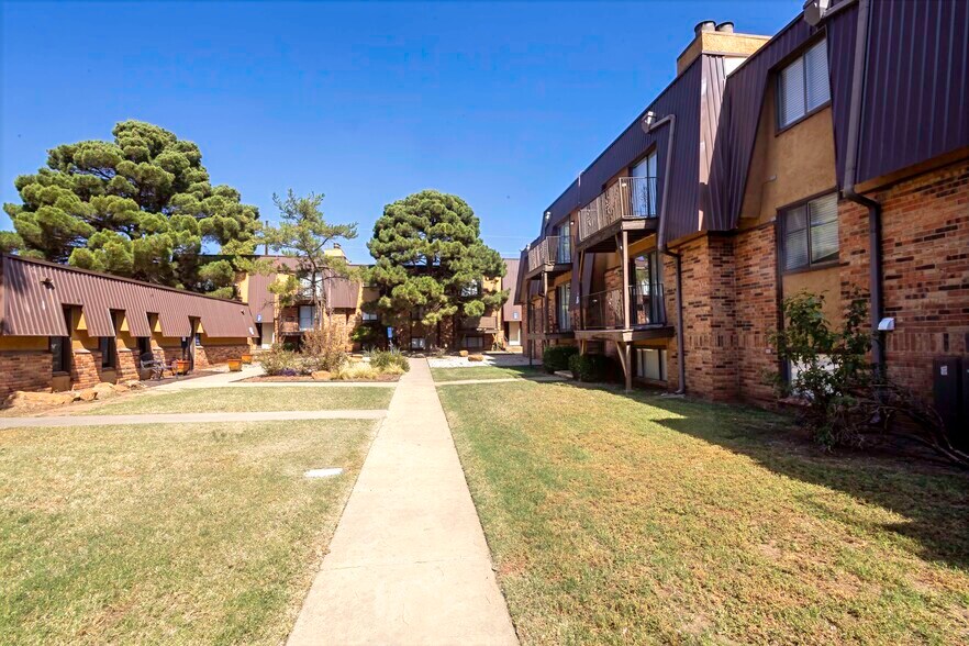 More Photos Of 5202 Bangor Ave, Lubbock Apartments For Sale