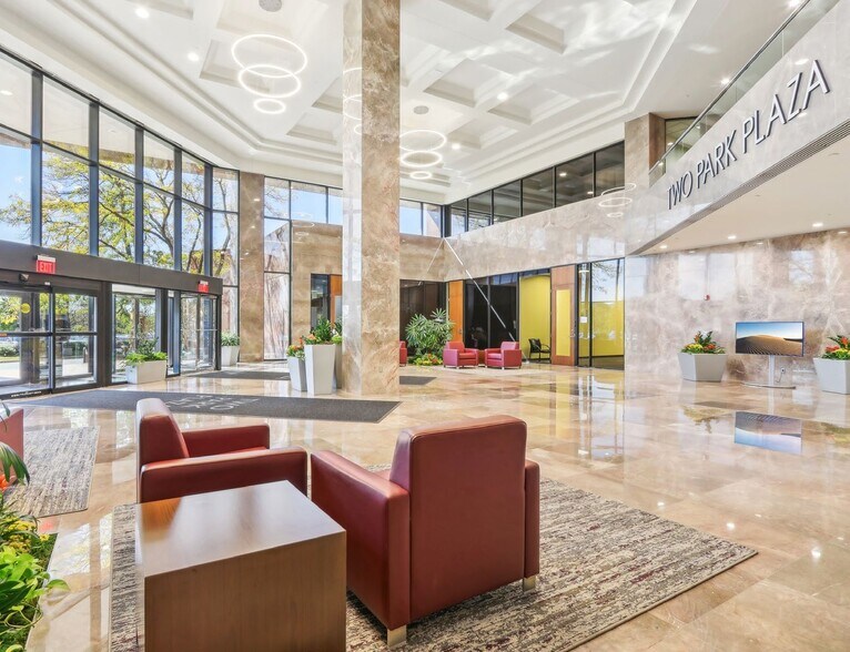 More Photos Of 10850 W Park Pl, Milwaukee Office For Lease