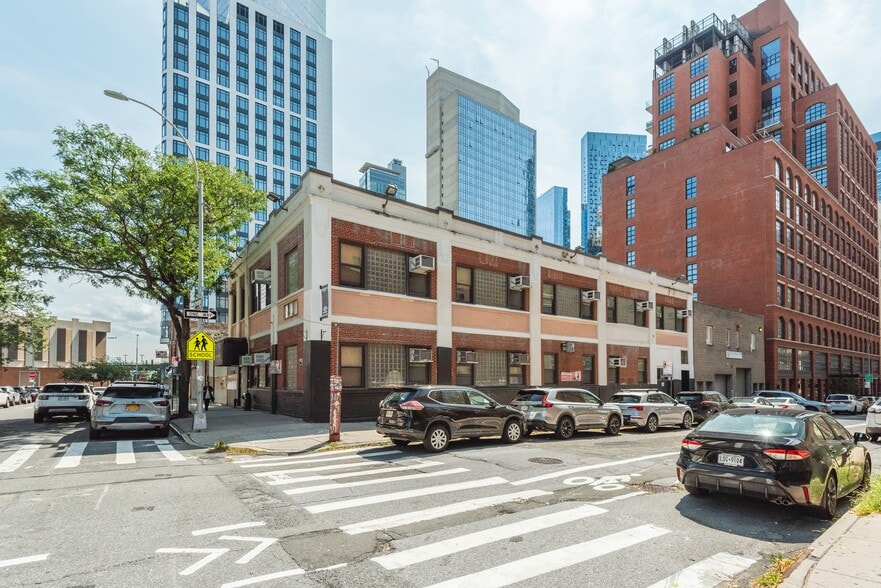 More Photos Of 2804 41st Ave, Long Island City Apartments For Sale