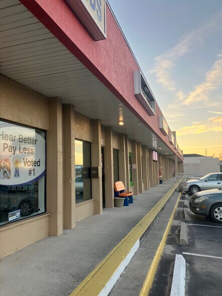 More Photos Of 2205-2221 Tamiami Trl, Port Charlotte Freestanding For Lease