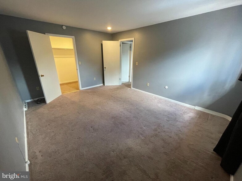 More Photos Of 1071 E Landis Ave, Vineland Medical For Sale