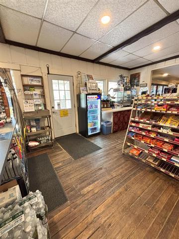 More Photos Of 44 US Route 4, Bridgewater Corners Freestanding For Sale