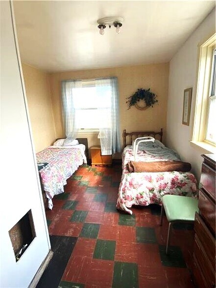 More Photos Of 697 Vanderbilt Rd, Connellsville Healthcare For Sale