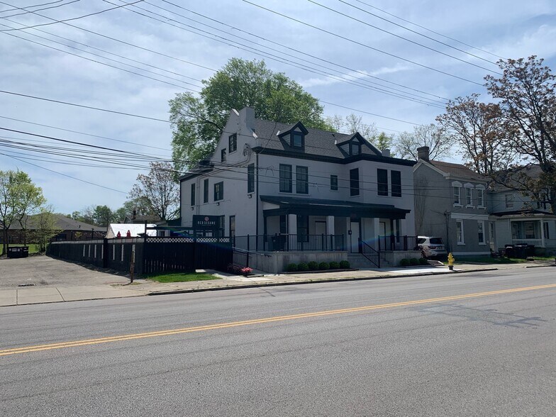 More Photos Of 4804 Whetsel Ave, Cincinnati Storefront Retail Residential For Sale