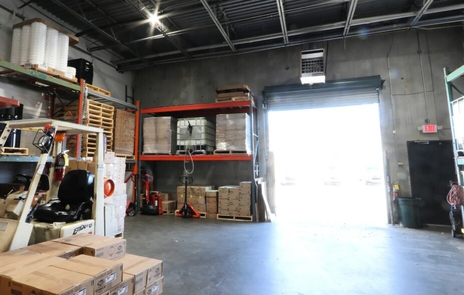 More Photos Of 975 Cobb Place Blvd, Kennesaw Light Distribution For Sale