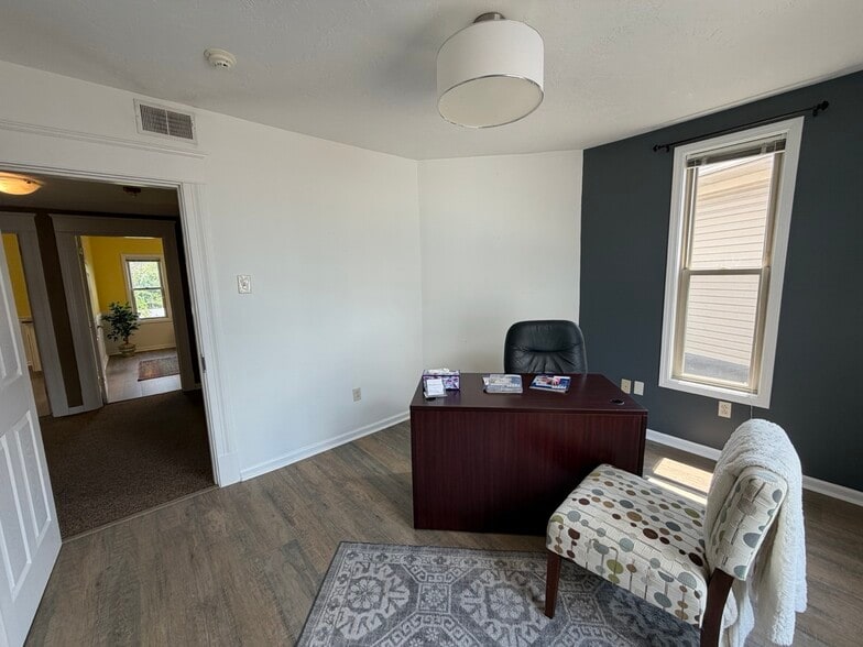 More Photos Of 435-437 S Maple Ave, Greensburg Office For Sale
