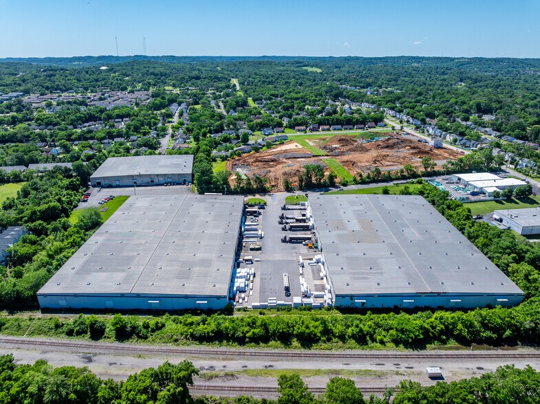 More Photos Of 225 Nesbitt Ln, Madison Unknown For Lease