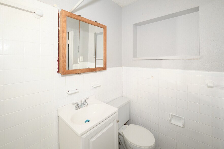 More Photos Of 2215 Buffalo Trl, Morristown Apartments For Sale