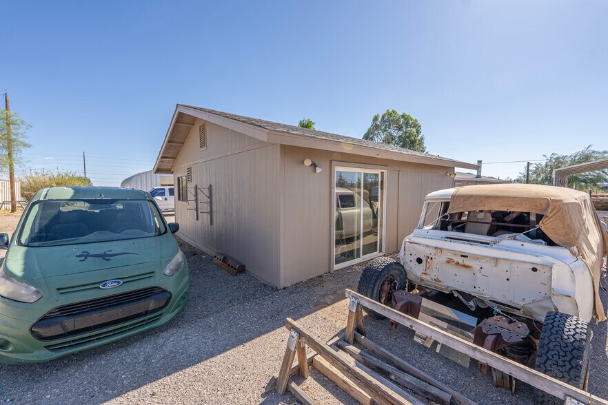 More Photos Of 5221 Hwy 68, Golden Valley Flex For Sale