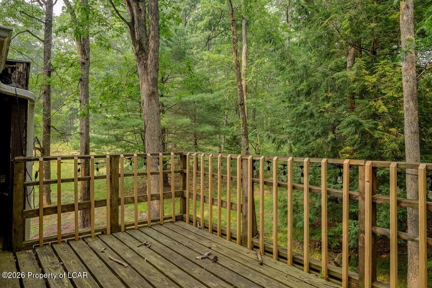 More Photos Of 5501 Bear Creek Blvd, Bear Creek General Retail For Sale