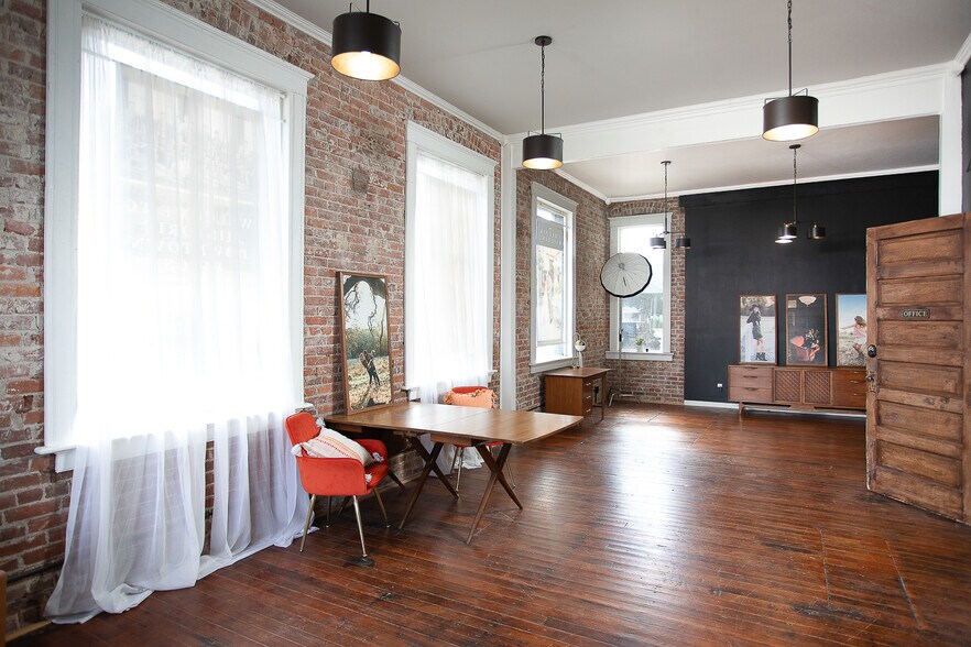 More Photos Of 479 B St, Biggs Storefront Retail Office For Sale