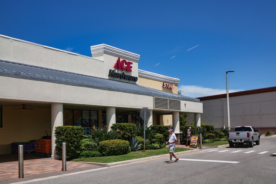 More Photos Of 1200-1350 S Tamiami Trl, Osprey Unknown For Lease