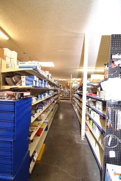 More Photos Of 301 E Pine St, Deming Freestanding For Sale