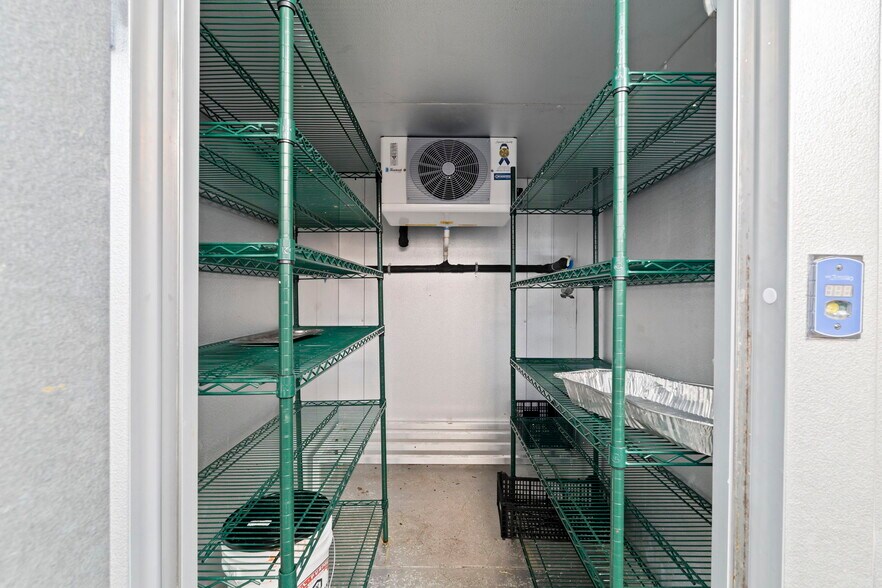 More Photos Of 1627 E Passyunk Ave, Philadelphia Storefront Retail Residential For Sale