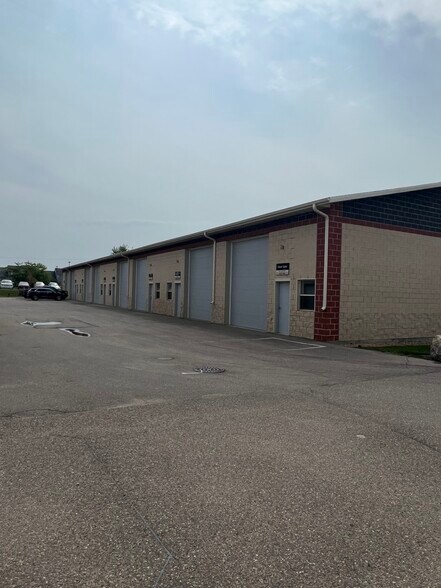 More Photos Of 96 E 8th St, Waconia Self Storage For Lease