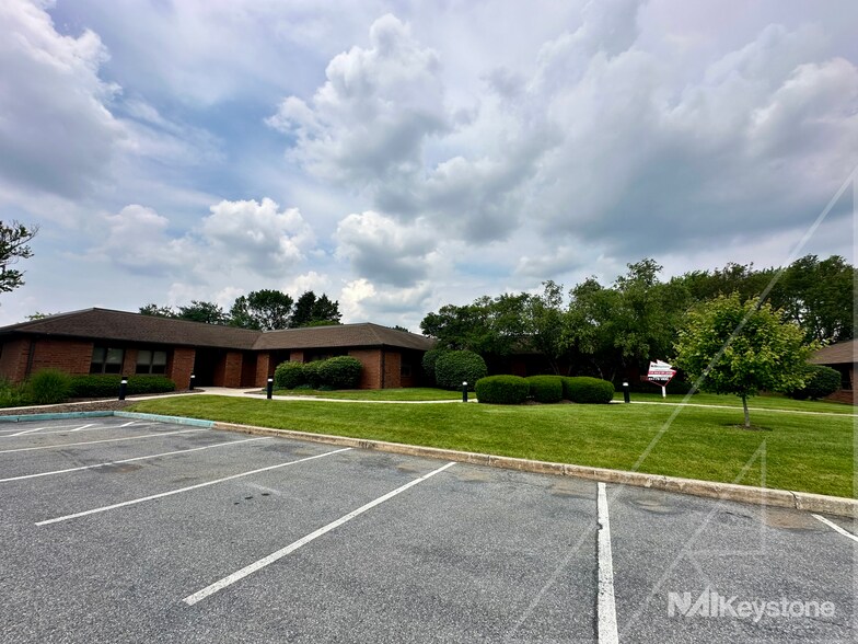 More Photos Of 2201 Ridgewood Rd, Wyomissing Medical For Sale