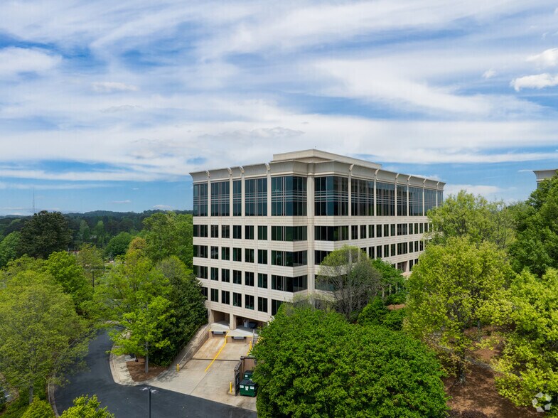 More Photos Of 2300 Lakeview Pky, Alpharetta Office For Lease
