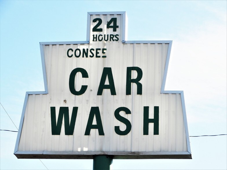 More Photos Of 2195 S Sheridan Blvd, Denver Carwash For Lease