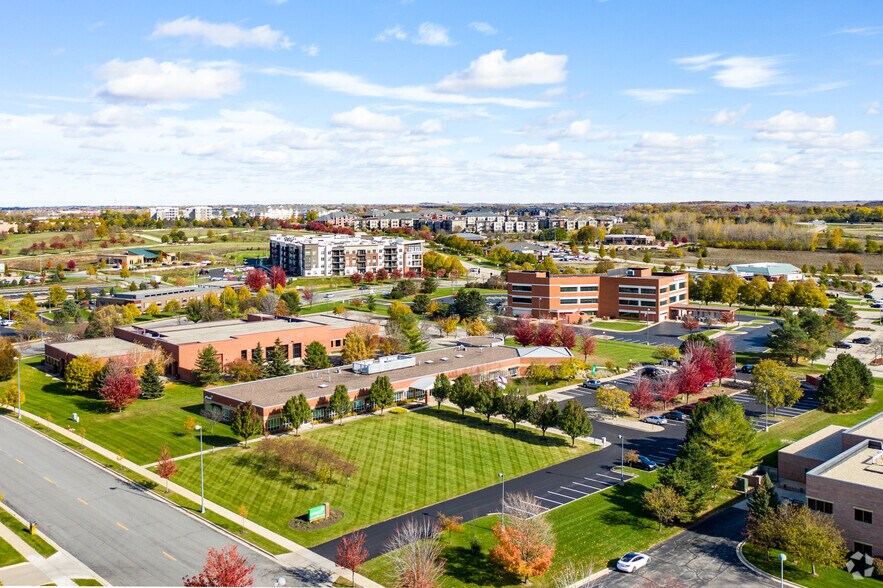 More Photos Of 4801 S Biltmore Ln, Madison Office For Sale