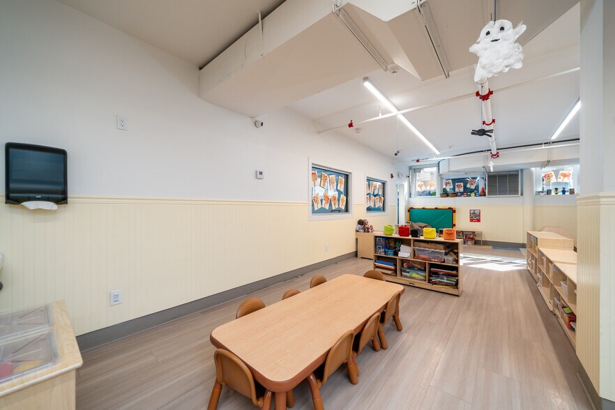 More Photos Of 2000 West St, Union City Office Residential For Sale