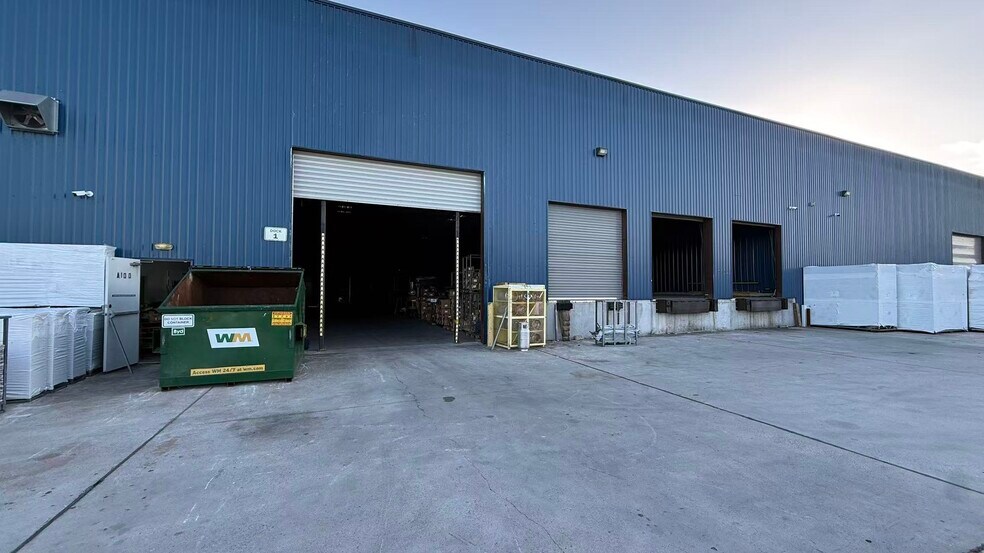 More Photos Of 6511 N Wayside Dr, Houston Warehouse For Sale