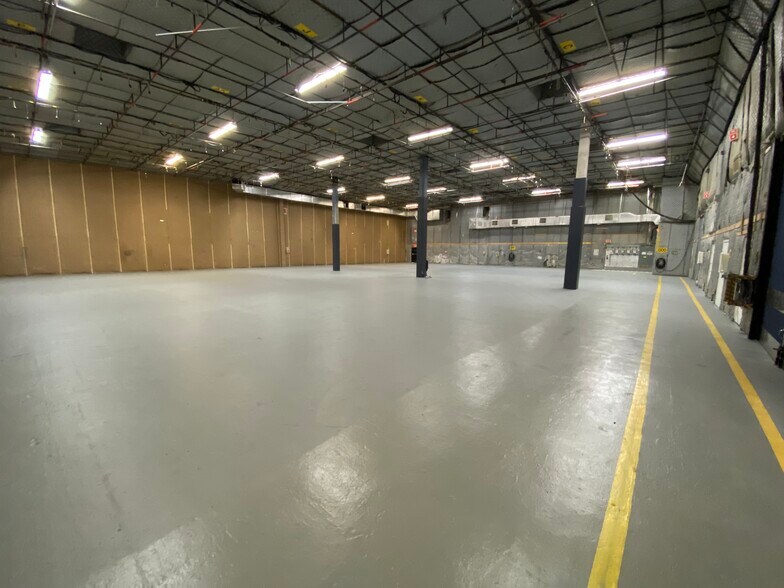 More Photos Of 7355 NW 41st St, Miami Warehouse For Sale