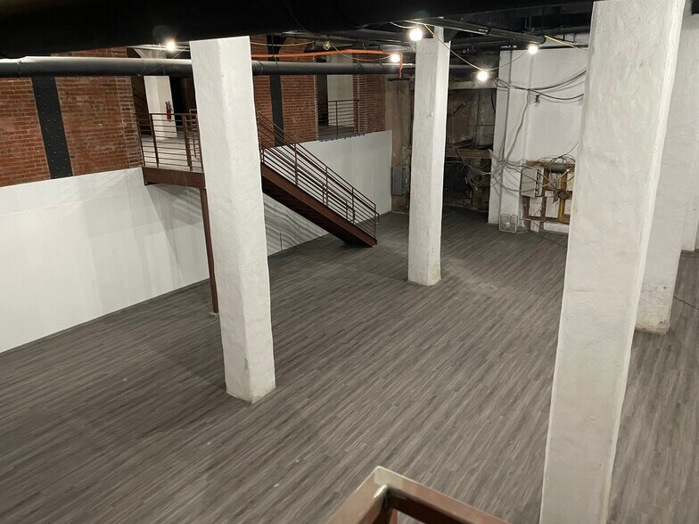 Primary Photo Of 1008-1010 Arch St, Philadelphia Apartments For Lease