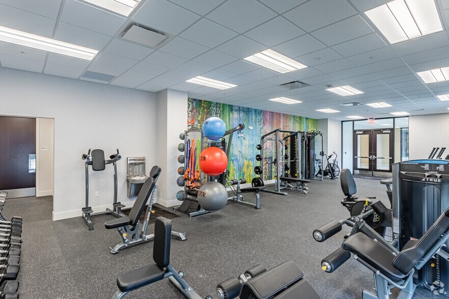 More Photos Of 5001 W Founders Way, Rogers Office For Lease