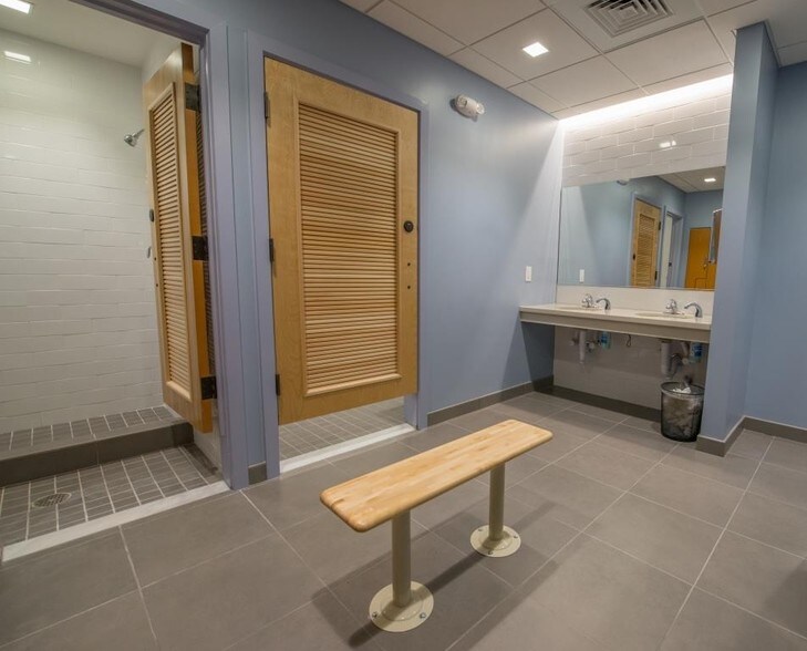 More Photos Of 8210 University Executive Park Dr, Charlotte Office For Lease