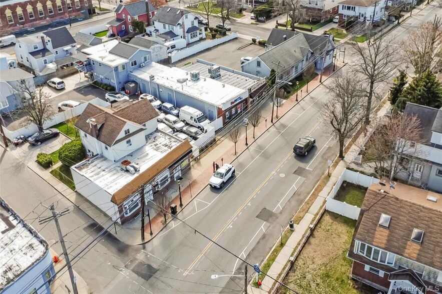 More Photos Of 222 Hempstead Ave, Lynbrook Storefront Retail Residential For Sale