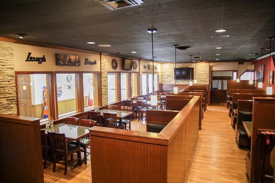 More Photos Of 4476 Business 220, Bedford Restaurant For Sale