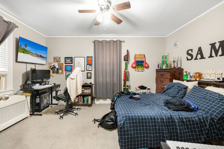 More Photos Of , Clifton Unknown For Sale