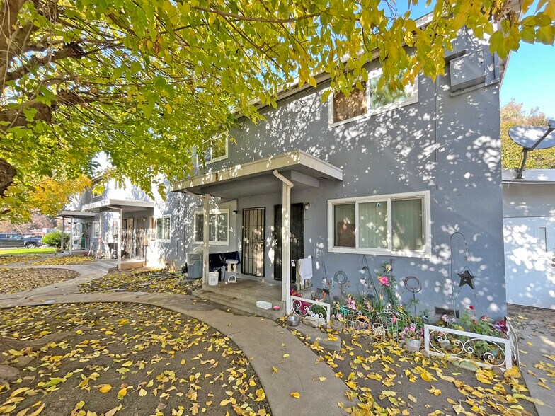Primary Photo Of 6221-6225 39th St, Sacramento Apartments For Sale