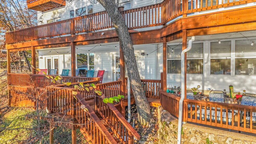 More Photos Of 1117 Dogwood Rd, Lake Ozark Multifamily For Sale