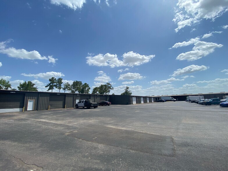 Primary Photo Of 16261 Hollister St, Houston Unknown For Lease