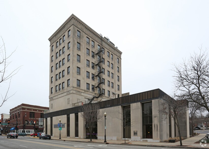 More Photos Of 105 E Galena Blvd, Aurora Office For Sale